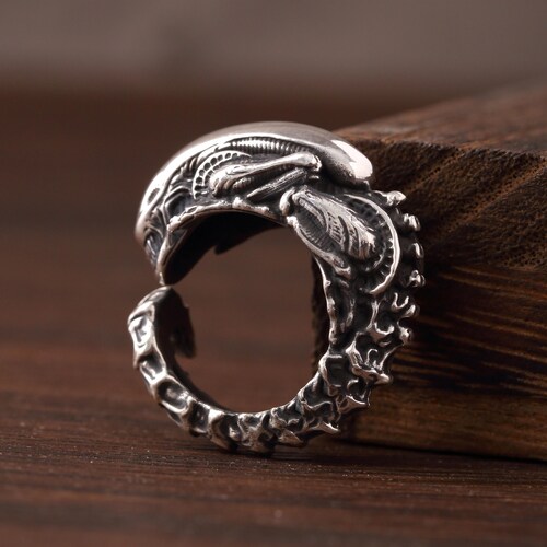 Bague Alien en Argent Sterling 999, Cadeau pour Amateur d'Aliens, Bijou pour Amateur de l'Espace Bague Punk Bague Xénomorphe.