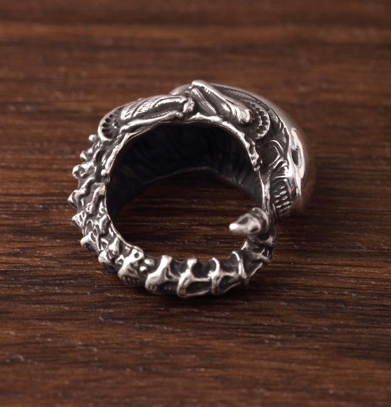 999 Sterling Silver Alien Ring Alien Lover Gift Space Lover jewelry Handmade Silver Ring Punk Ring, Xenomorph Ring Venom-Inspired Jewelry