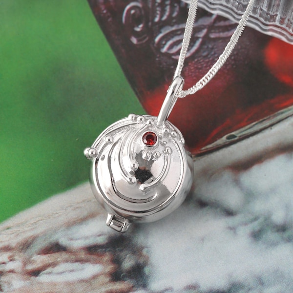 925 スターリングシルバー ヴァンパイア・ダイアリーズ ハンドメイド ヴィンテージ ネックレス, 彫刻ネックレス, ボックスペンダントネックレス, エレナのネックレス, ロケットネックレス