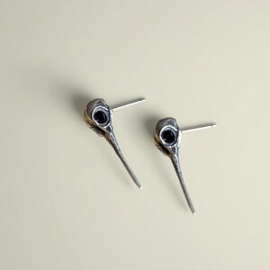925 Sterling Silver Bird Skull Stud Earrings, Unisex Gothic Raven Skull Earrings, Punk Alternative Jewelry, Witchcore Dark Academia Gift
