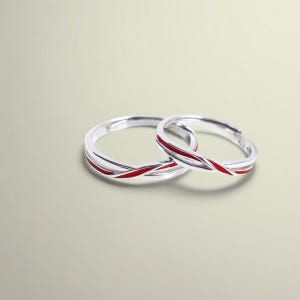 Anillo de compromiso de hilo rojo en plata de ley 925; ajustable, grabado gratuito, anillo rojo, anillos de aniversario para parejas, anillos a juego.