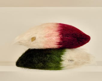 Wool pillow: reversible cover with color transitions (18“ x 18”)