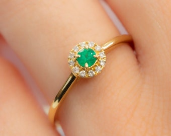 Vintage Emerald Diamond Halo Ring, 14K Yellow Gold
