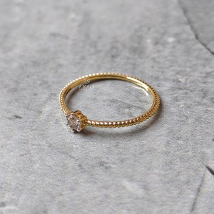 Dainty Solitaire Diamond Ring, Solid 14K 18K Gold, Tiny Ring, Small Engagement Ring, Promise Ring, Minimalist Rings, Simple Gold Thin Ring