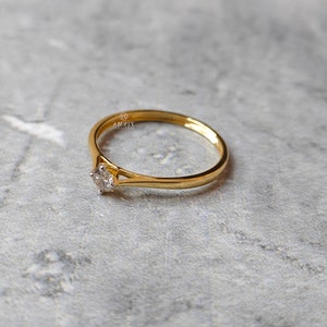 Dainty Diamond Ring, Solid 14K 18K Gold, 0.14 Carat Diamond Ring, Small Engagement Ring, Promise Ring, Minimalist Rings, Gold Solitaire Ring