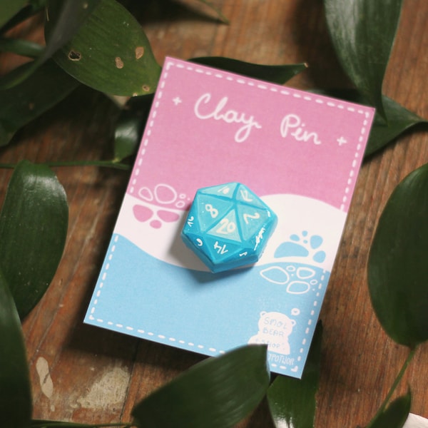 cute handmade dice d20 clay pin / przypinka kostka k20