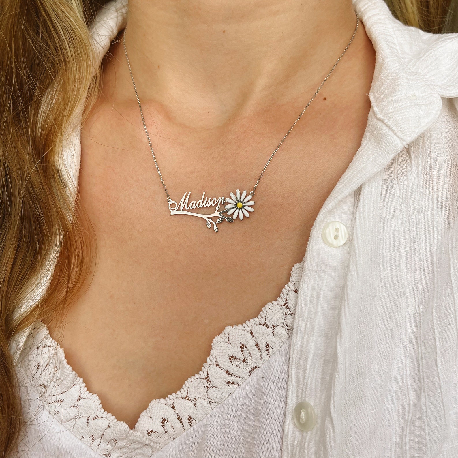 Custom Quinceanera Necklace Gold Name Necklace With Flower Etsy