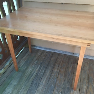 Improved Reproduction 30 inch Folding sewing table