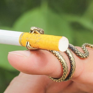 Gold Cigarette Finger Holder Ring Elegant Lady/gentleman Smoker