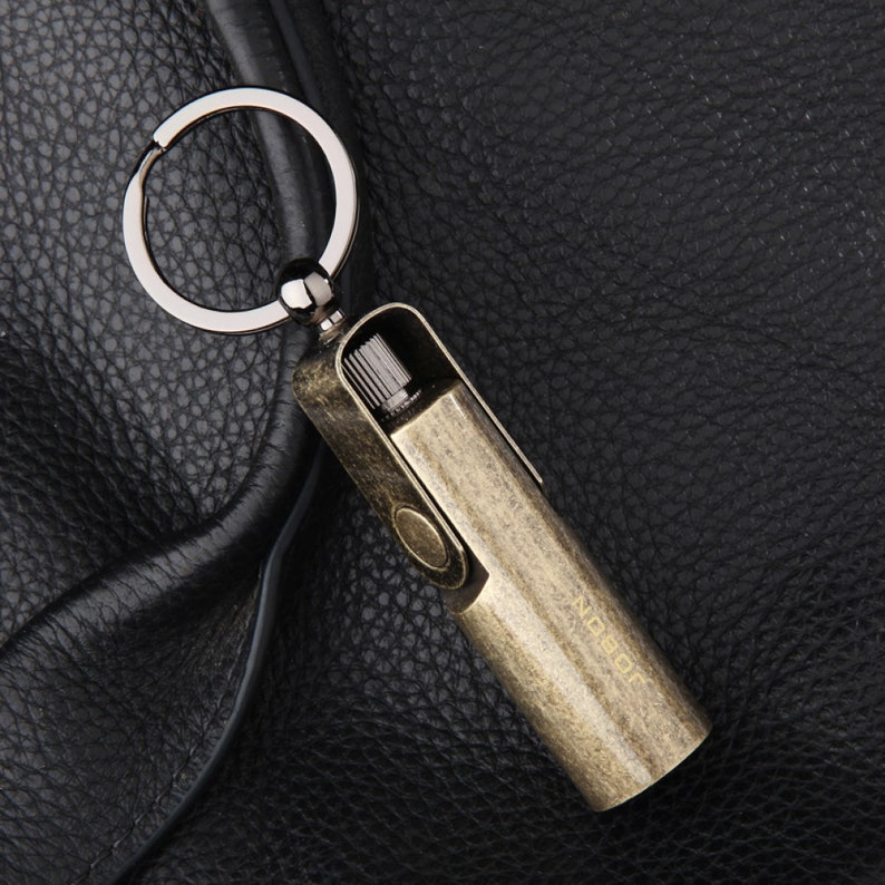 Retro Kerosene Lighter 10000 Matches Keychain Matchstick Waterproof Lighter for Fathers Day Gift Lighter for Halloween & Christmas Gift Original Copper