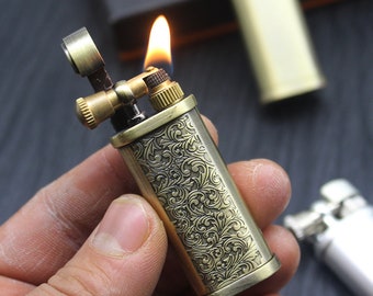 Briquet personnalisé, briquets Shelby silex kérosène, briquet herbe à saveur dorée, cadeau fête des pères, cadeau d'anniversaire, cadeau de Noël Halloween