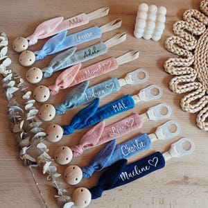 Sujetachupetes personalizada con el nombre del bebé | Sujetachupetes de madera y tela | Regalo personalizado para bebé | Accesorios para bebé hechos a mano