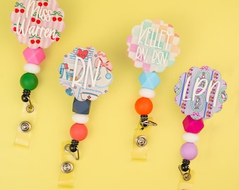 パーソナライズされたビーズバッジリール - 教師へのギフト - 看護師へのギフト - IDバッジリール - ビーズバッジリール - 看護師バッジリール - ブロック