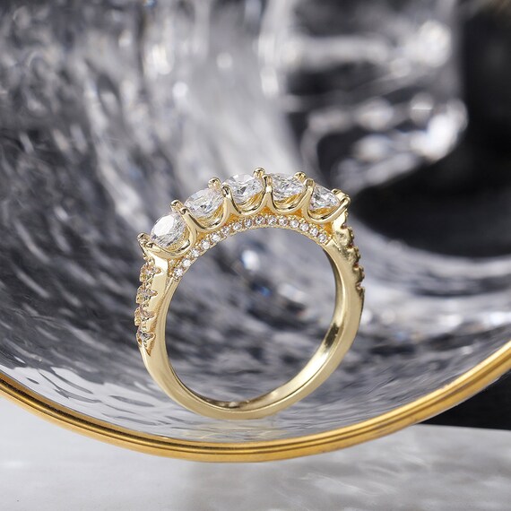 Big Shiny Round Zircon Anillos Lady Girls Daily Beautiful Dainty