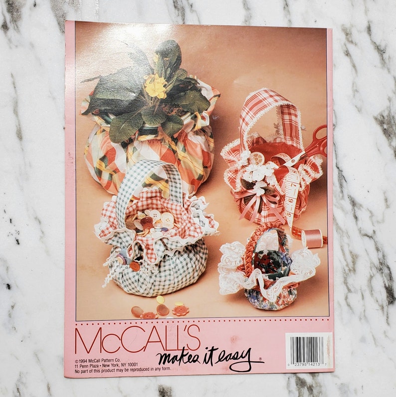 1994 Basket Boutique Uncut and Factory Folded McCall/'s 14213