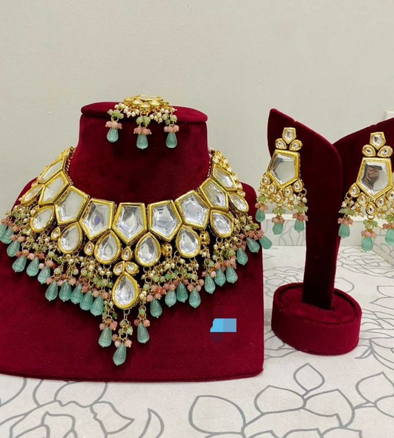 Heavy kundan jewellery set deals