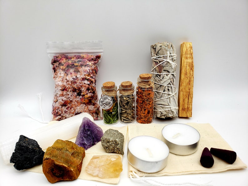 Zodiac Astrology Leo Gift Set Includes Crystals Bath Salts Etsy