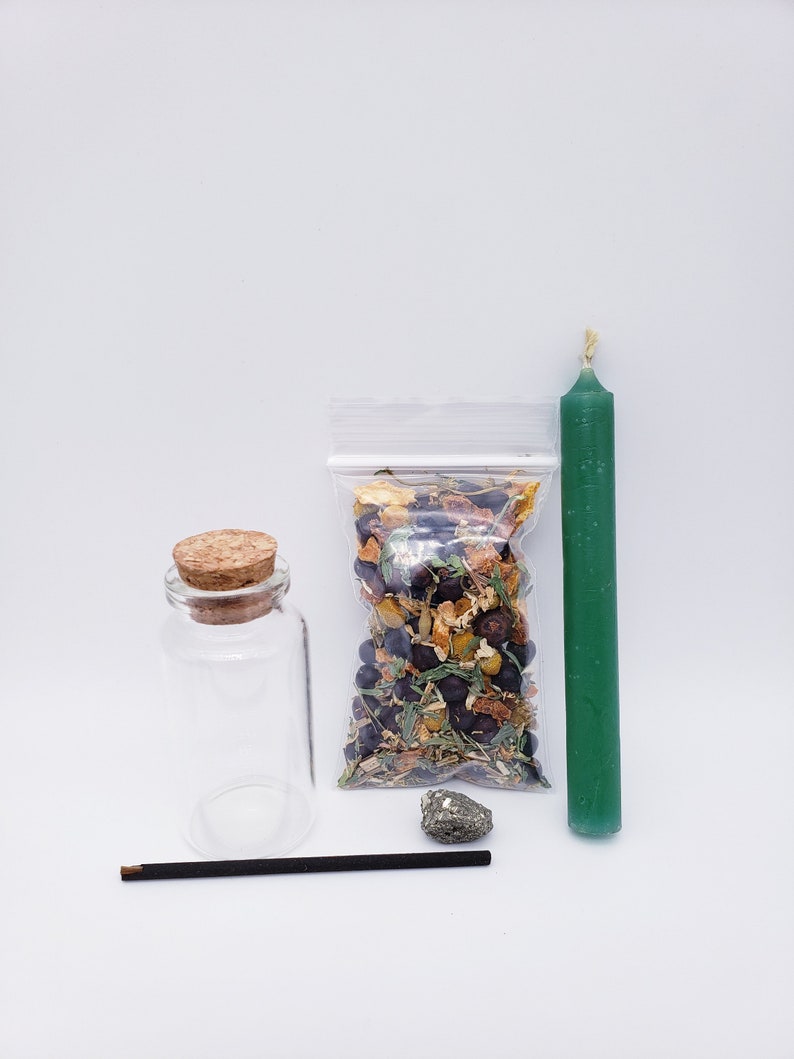 Mini Money Spell Kit: Herbal Blend, Crystal & Candle image 3