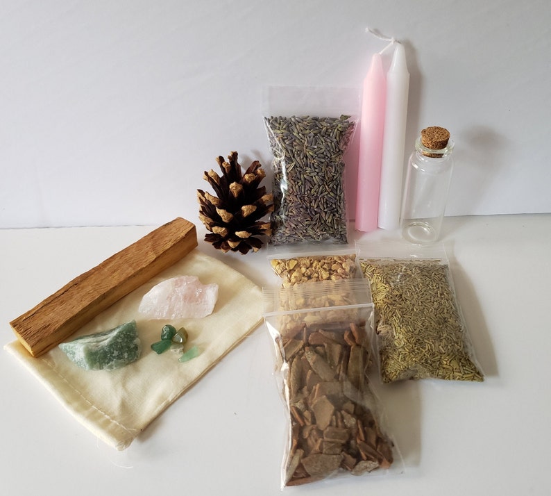 Love Spell Kit: Herbs, Crystals, Flowers & Spell Bottles - Etsy