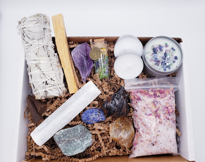 Zodiac Astrology Sagittarius Gift Set Includes Crystals, Bath Salts