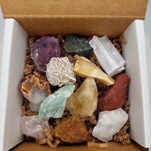 12 Piece Mini Crystal Gift Box - Gift Set - Crystals - Rough Stones - Collection