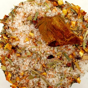 Herbal Prosperity Bath Salt/Soak / Ritual Bath / Tea Bath