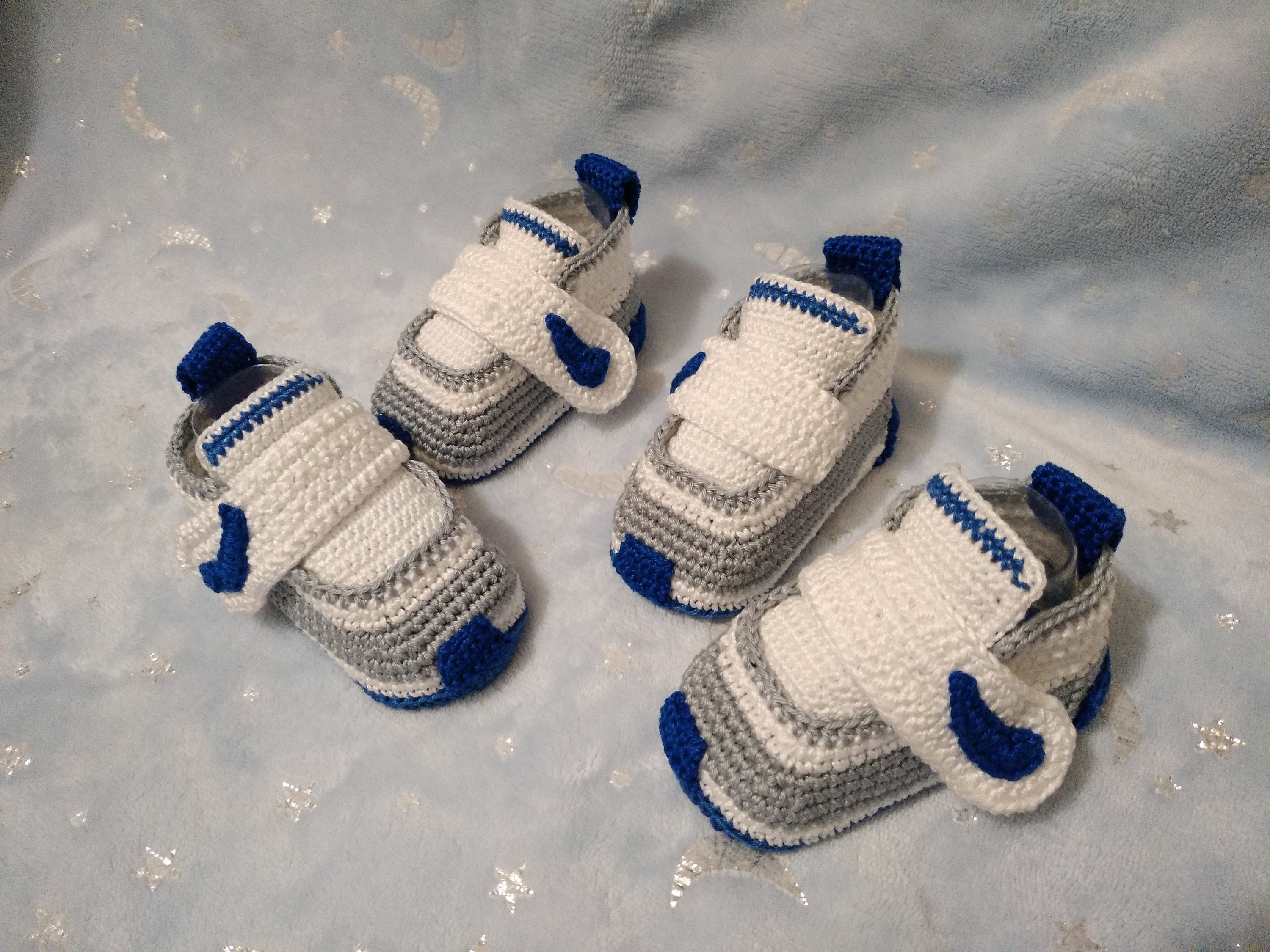 knitted nike baby shoes