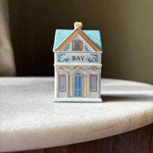 Vintage Bay 1989 Lenox Spice Village House