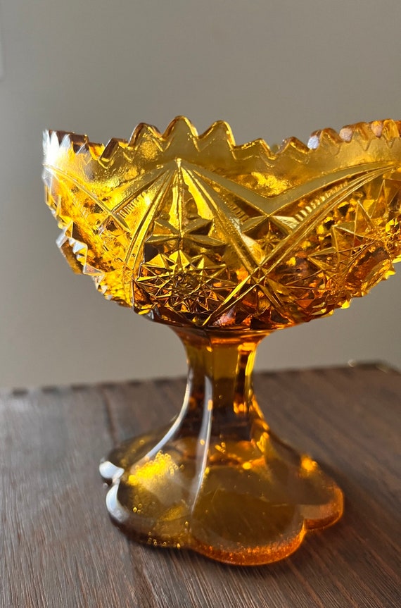 Vintage ring dish glass Gem