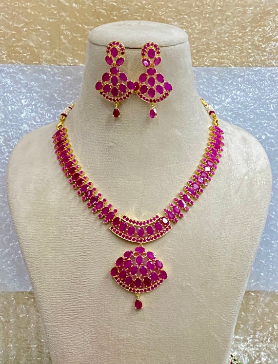 Pink ruby necklace discount