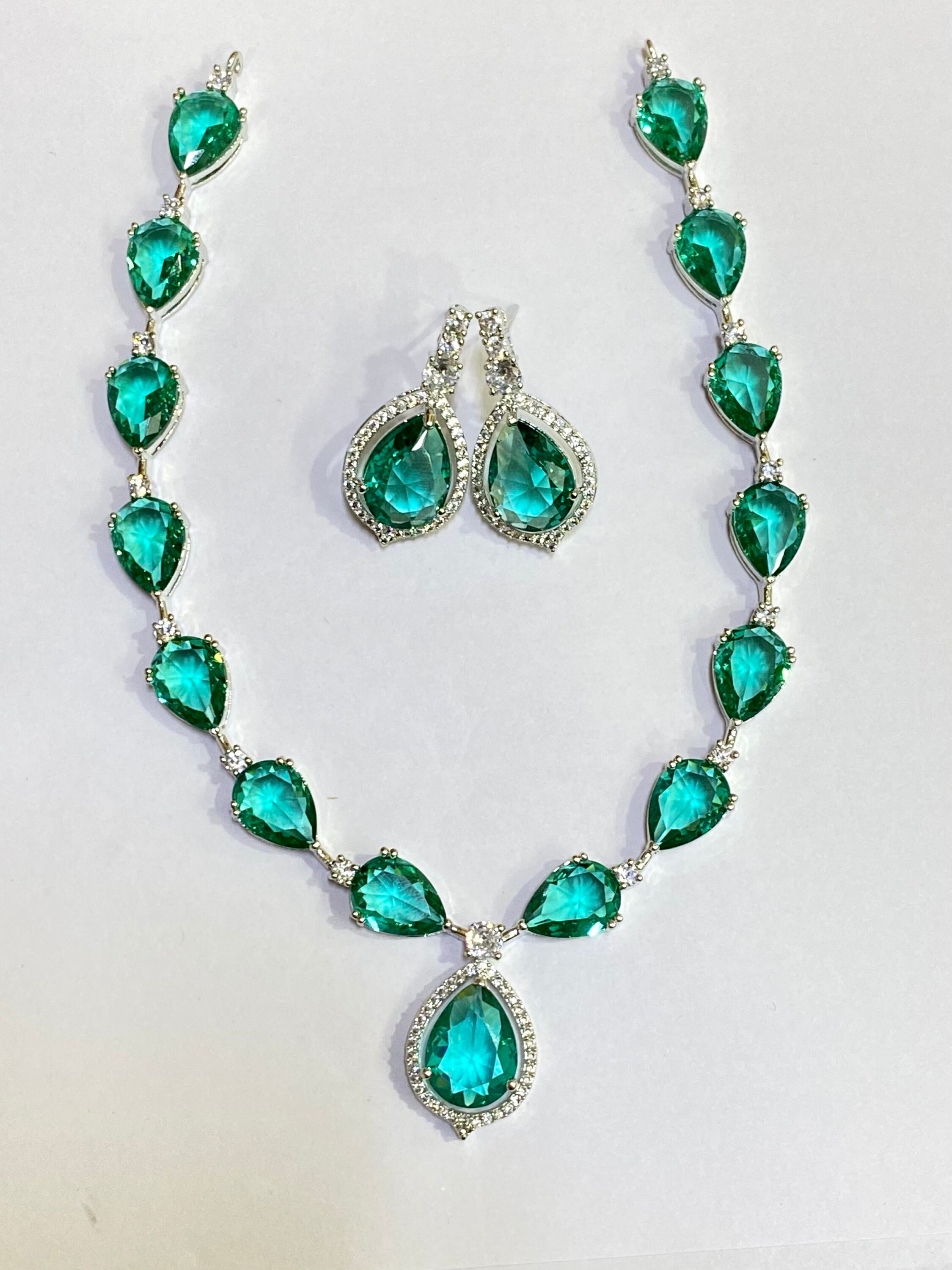 Bling Jewelry Green CZ Multi Tear Imitation Emerald Statement Necklace  Silver - Walmart.com