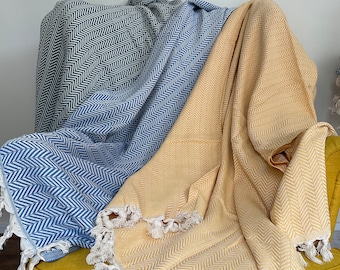 Turkish Cotton Herringbone Throw Blanket – Soft Boho Sofa Blanket with Tassels