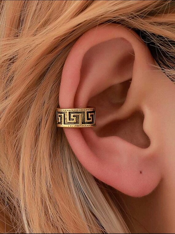Geometric Ear Cuff Round Ear Climber Small Circle Ear Wrap Gold