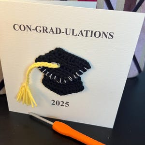 Carte au crochet pour l'obtention du diplôme