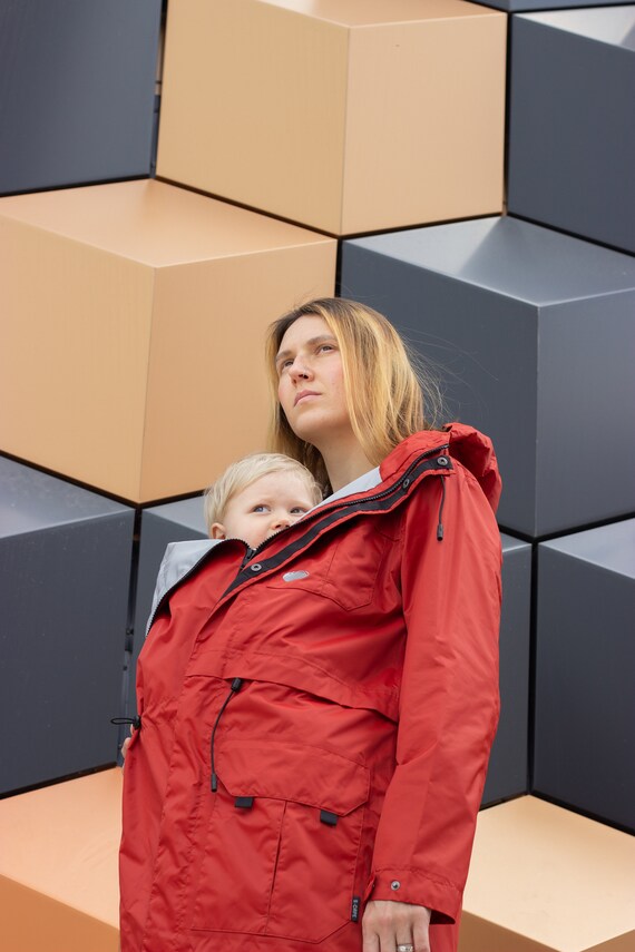 Babywearing raincoat shop
