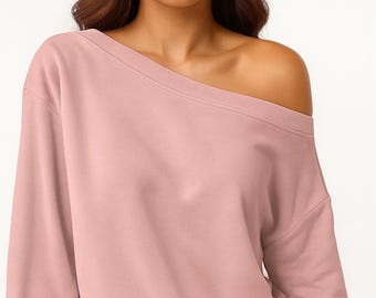 Minimal Streetwear Off-Shoulder Sweatshirt