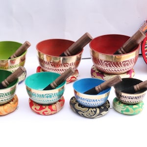 SAL!!! Pleasant-Sounding| High quality Chakra set color Singing bowl from Nepal for Meditation, healing, Sound therapy and Yoga