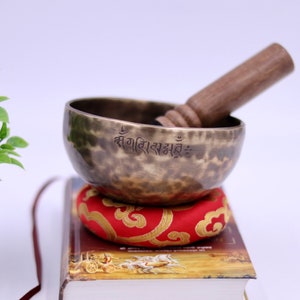 Holiday Sale !!! Tibetan Singing Bowl high quality sound bowl, made in Nepal, for Meditation, Healing, Yoga, and Sound Therapy Journey