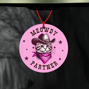 Désodorisant chat de cow-boy - assainisseur d'air de voiture partenaire miaou - accessoire de voiture amusant - nouveau conducteur - yeehaw - howdy pardner - allons-y les filles
