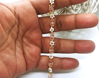 Pulsera de flores con cuentas delicadas: joyería nupcial ajustable con flores de cristal