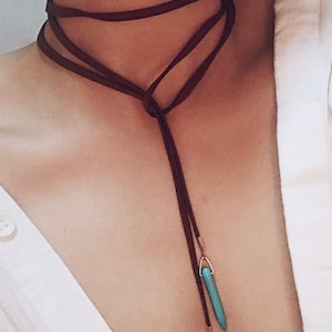 Gorgeous Vegan Leather Necklace in Brown Turquoise Stone Pendant Suede Velvet Long Wrap Choker Layered Lariat Necklace