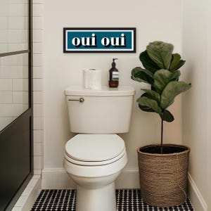 Oui Oui Druck, Gerahmter Oui Druck, Oui Oui Zeichen Druck, Französische Typografie Drucke, Französische Slogans, Badezimmer Drucke, Drucke für das Klo Petrol