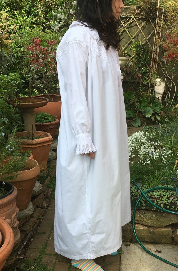 White Linen Victorian/ Edwardian Long Sleeved Nig… - image 4