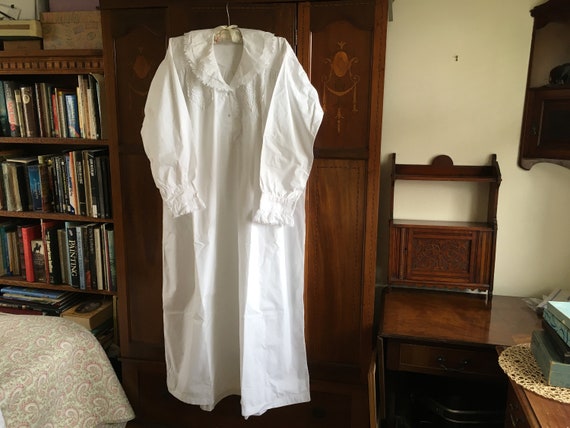 White Linen Victorian/ Edwardian Long Sleeved Nig… - image 1