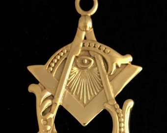 Masonic Vintage Emblem Pendant in Stainless Steel (Gold Plated)