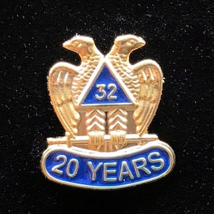 Scottish Rite 32nd Degree 20 Year Lapel Pin