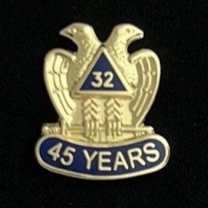 Scottish Rite 32nd Degree 45 Year Lapel Pin