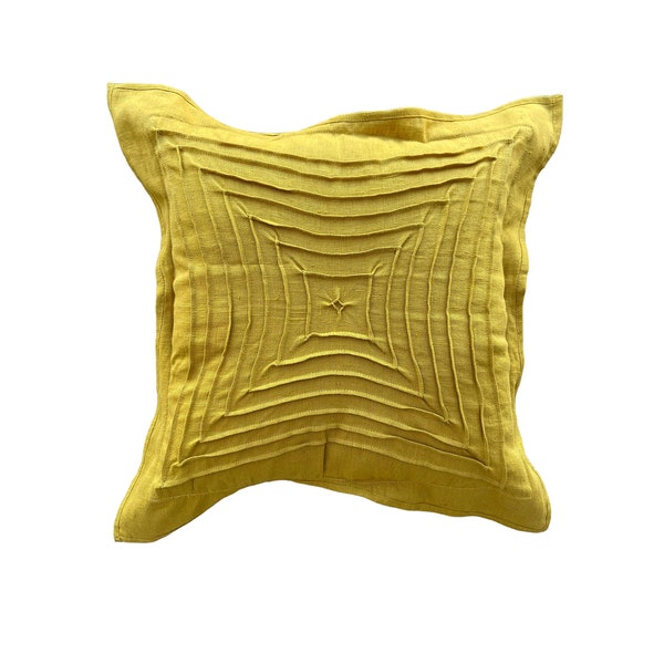 Housse de coussin en lin jaune moutarde,  pliage fait-main géométrique, volant fantaisie, style bohème, customisé, SUR COMMANDE, 45x45 cm