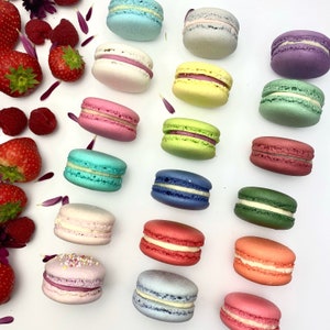 Classic macaron cookie, Best selling flavours, Birthday macaron box, Party macaron biscuit, Special occassion macarons gift