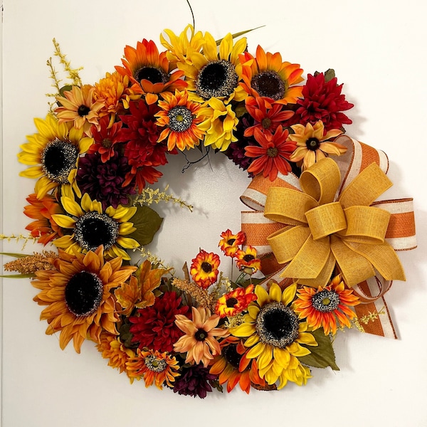 Fall Everyday Wreath with Sunflowers, Fall Front Porch Wreath, Unique Wreath for fall porch decor, Sunflower wreaths for Entry Way Table